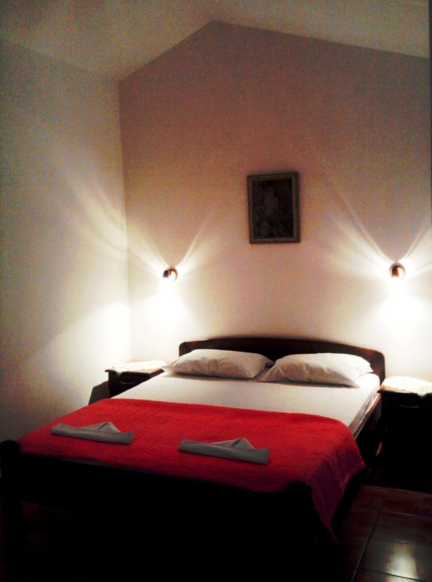 Oaza Guest House Свети-Стефан Номер фото