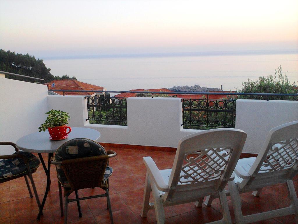 Oaza Guest House Свети-Стефан Номер фото